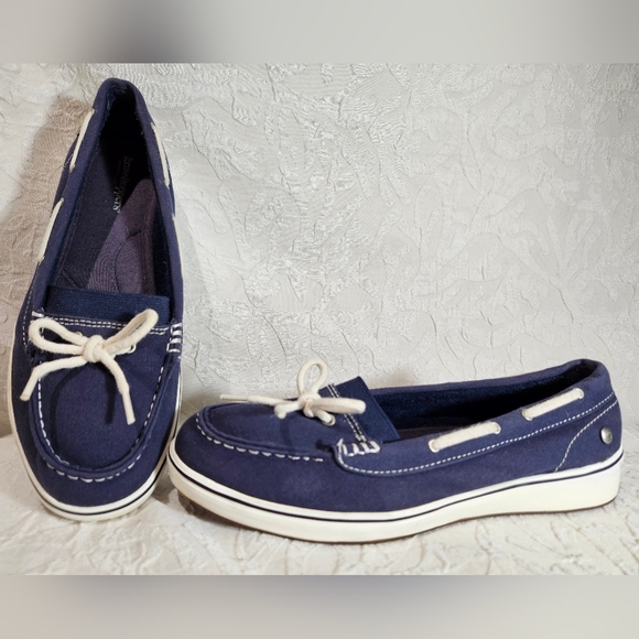 Grasshoppers Navy Blue Loafers - Picture 1 of 9
